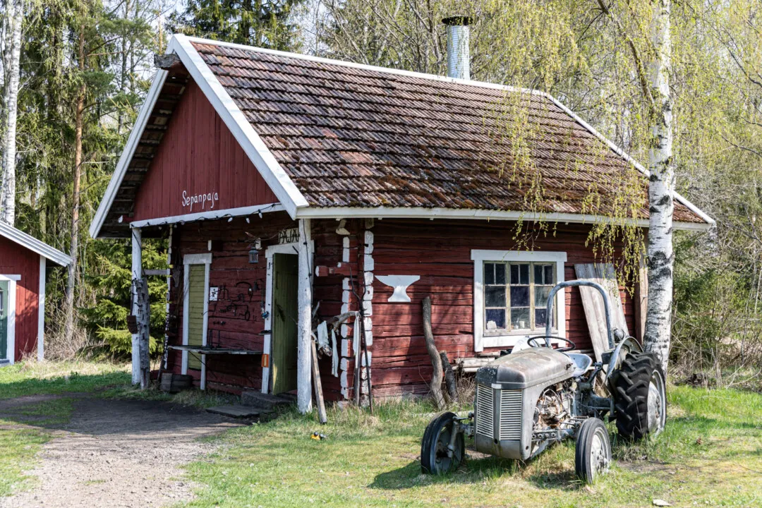 Saariston rengastie, rengasreitti, saaristo, archipelago, visitfinland, travelfinland, kotimaan matkavinkki, matkustus, matkailu, kotimaan matkailu, Turun saaristo, visitturku, visitparainen, saaristomeri, meri, Kustavi, visitkustavi, Seppä, paja, Kustavin Käsityökylä