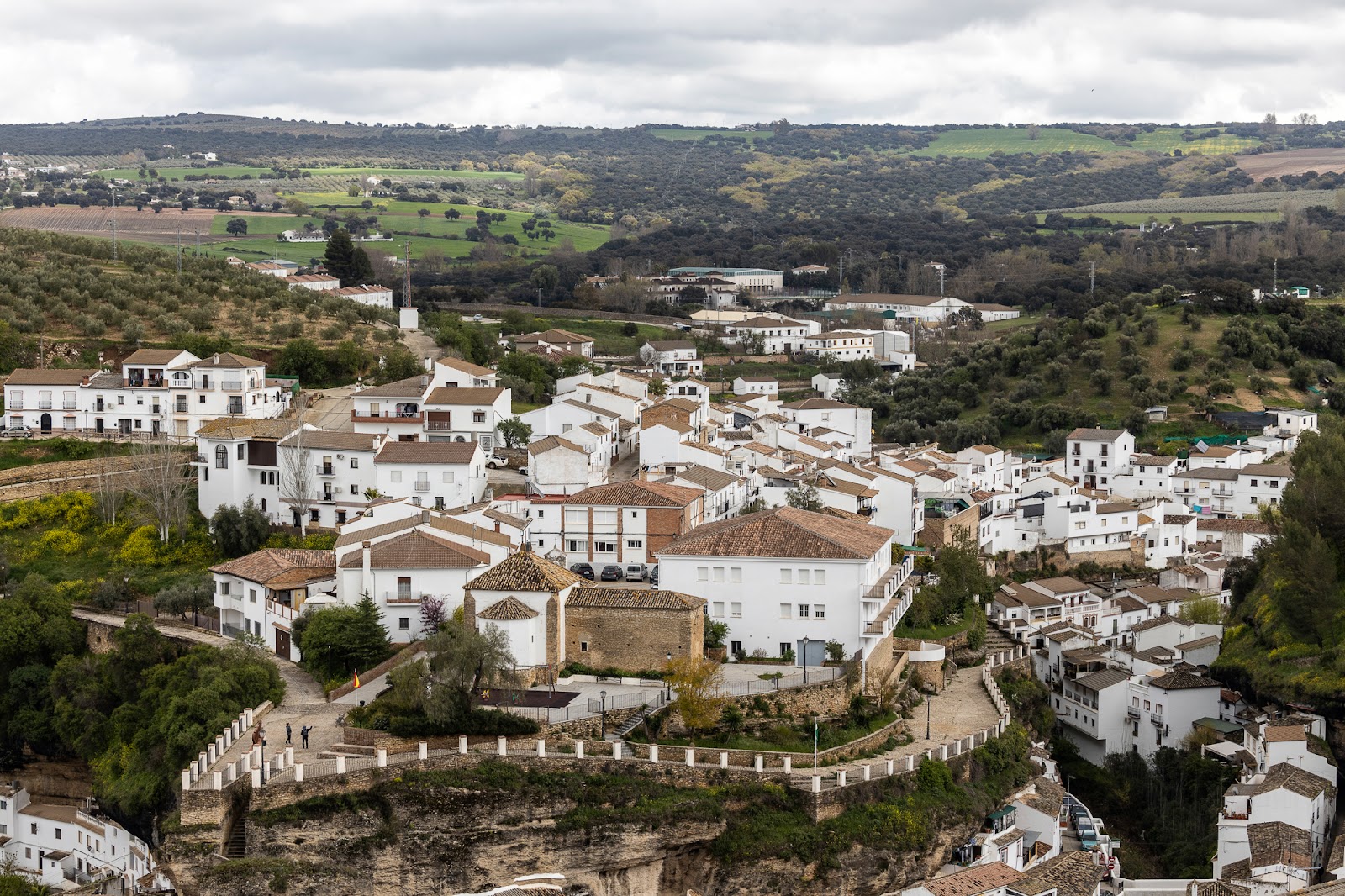 Setenil de las Bodegas, visit Spain, Andalucia, visit Andalucia, matkustus, valokuvaus, valokuvaaja Frida Steiner, visualaddict blog, travelblog, mihin mennä Andaluciassa